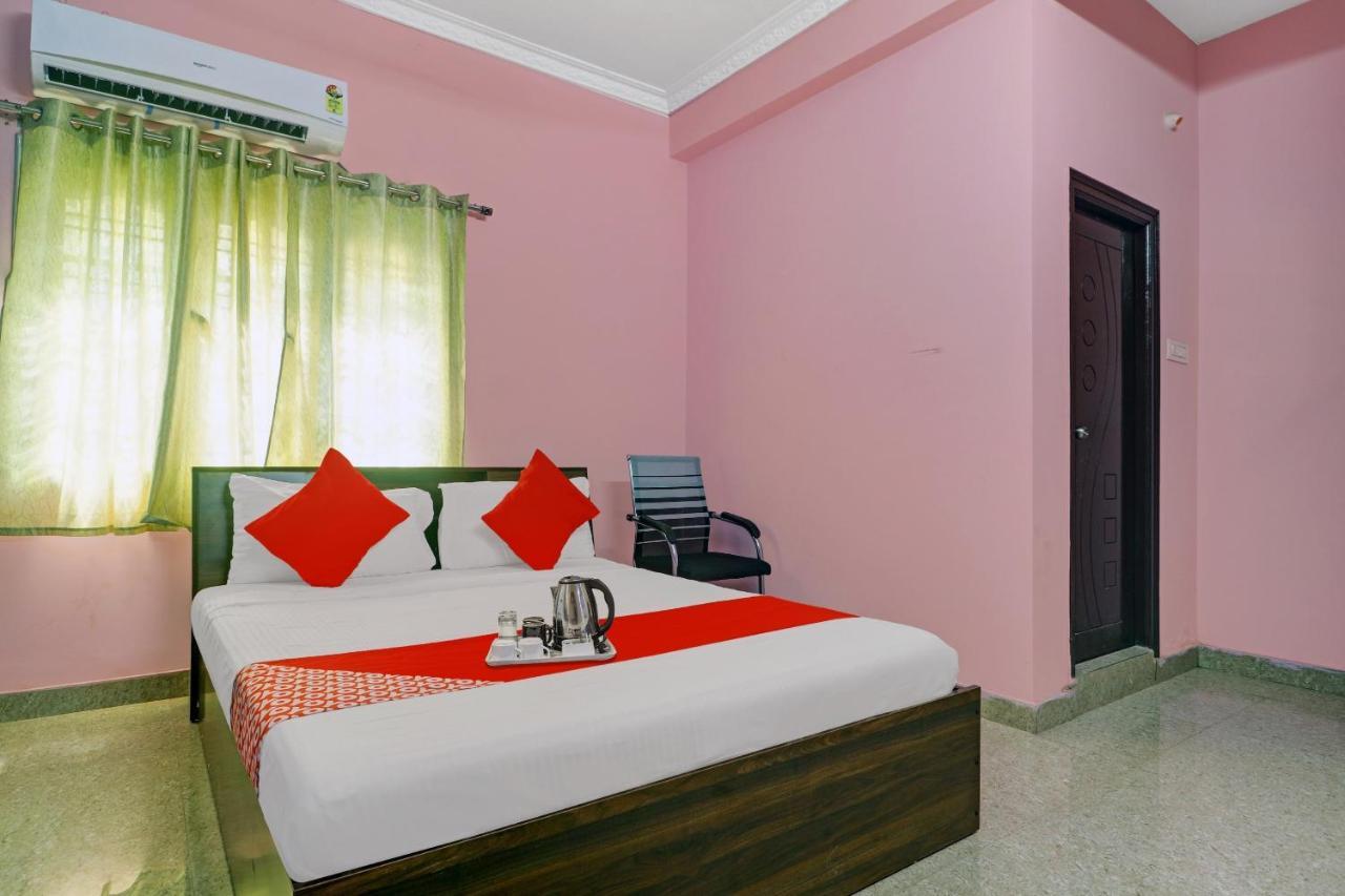 Hotel O S V Residency Kajaguda Near Gachibowli Hyderabad Exteriör bild