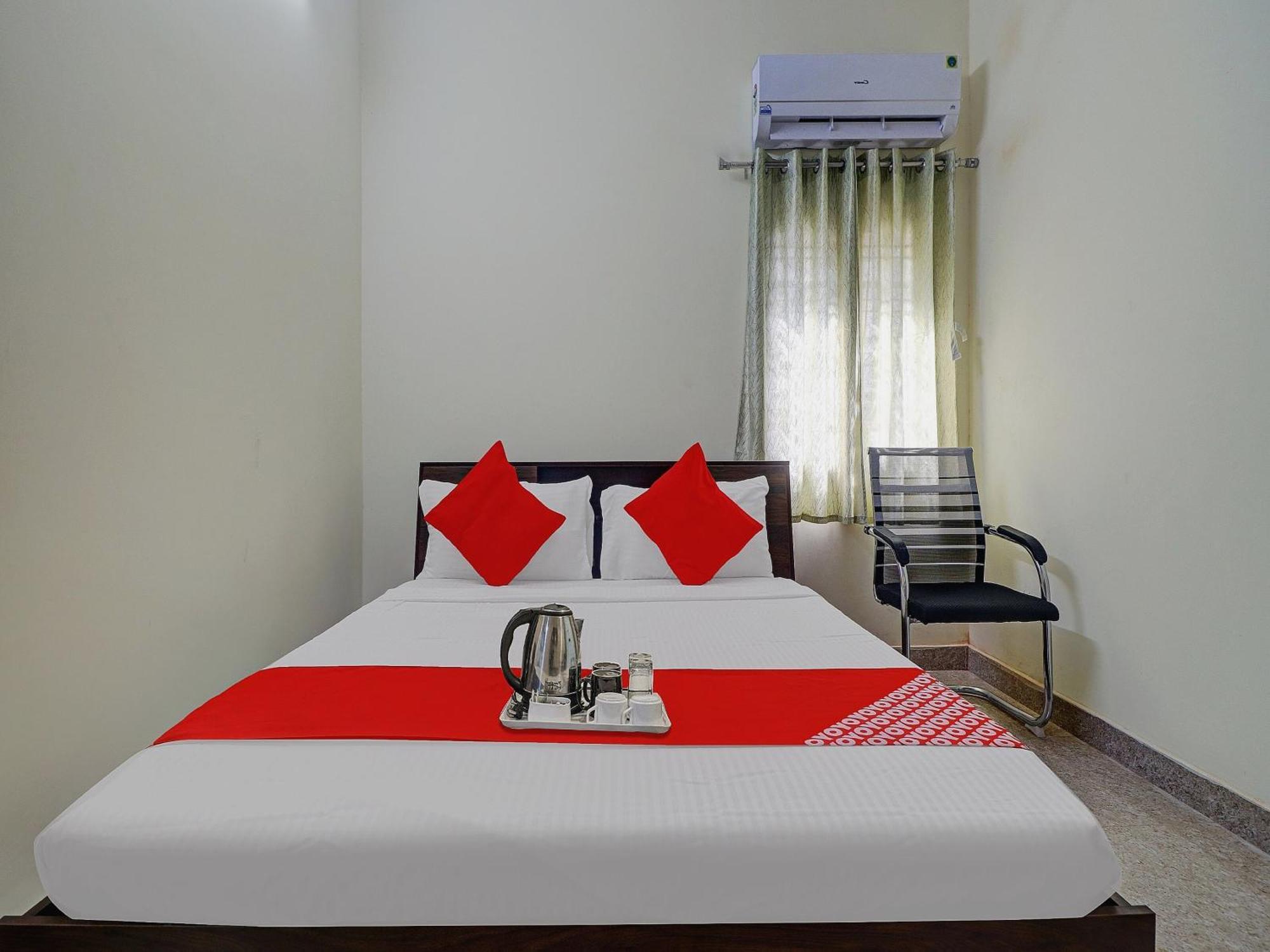 Hotel O S V Residency Kajaguda Near Gachibowli Hyderabad Exteriör bild